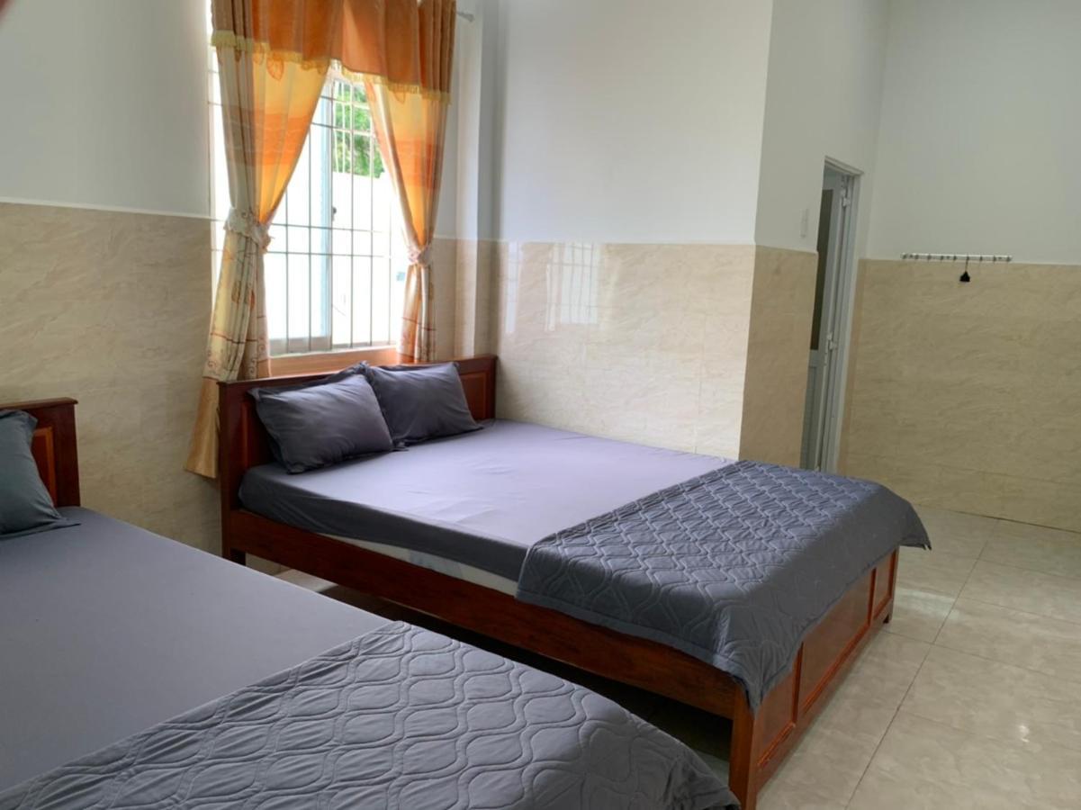 Bed and Breakfast Nha Nghi Ty Hoa Nam Du Экстерьер фото